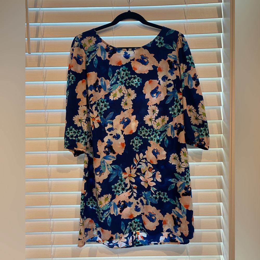 Floral shift dress, silk-like material